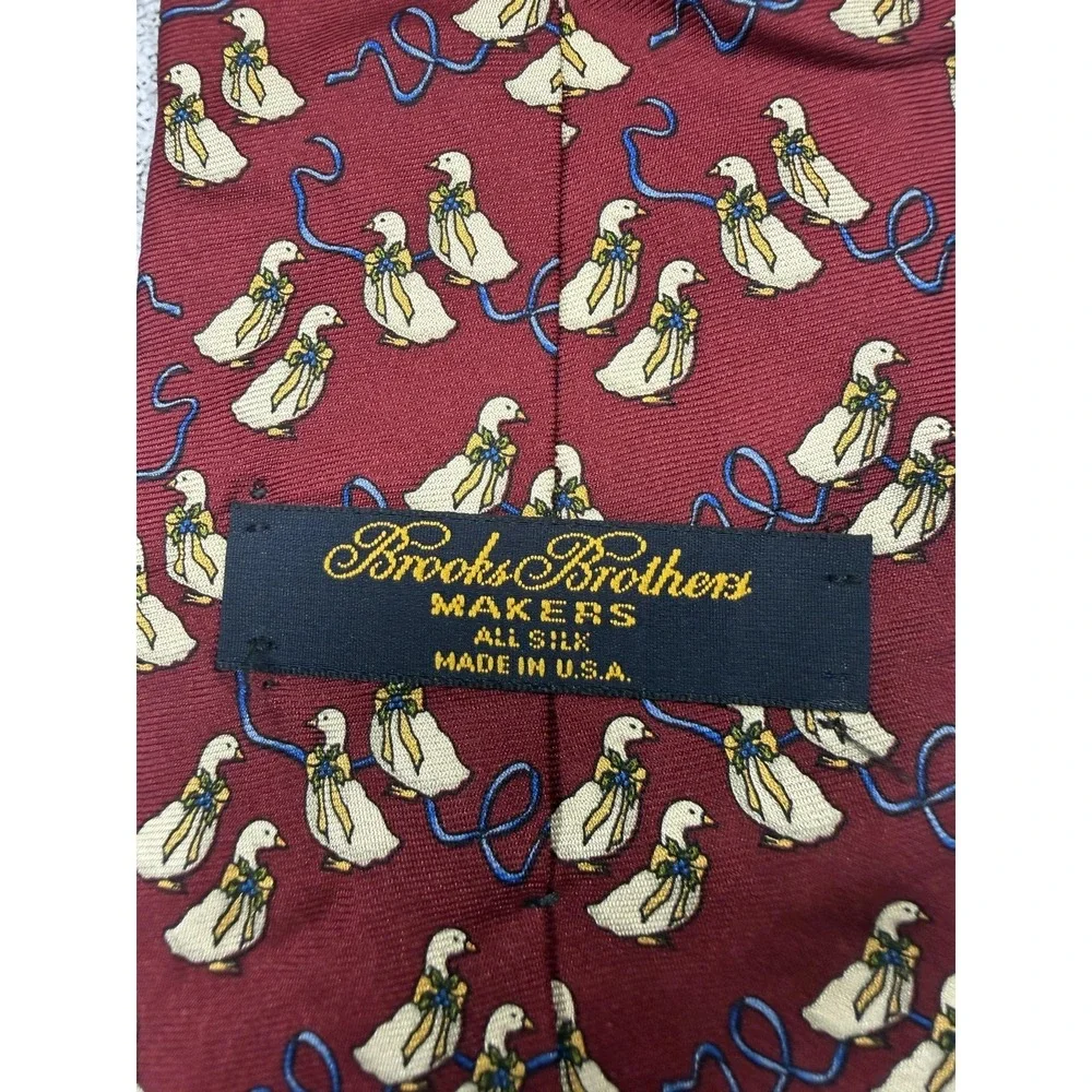 Brooks Brothers intact 012549